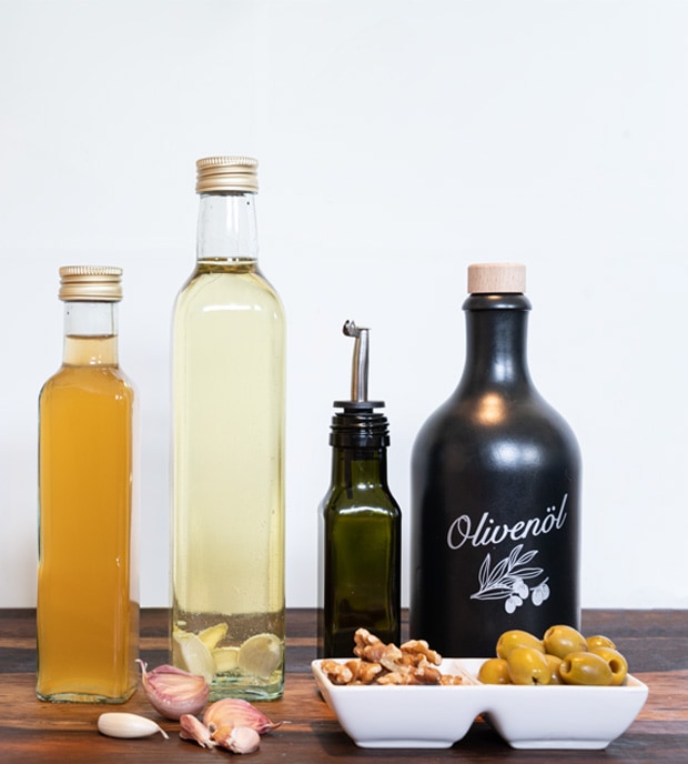 Vinaigrette transparent bouteille d'huile et de vinaigre
